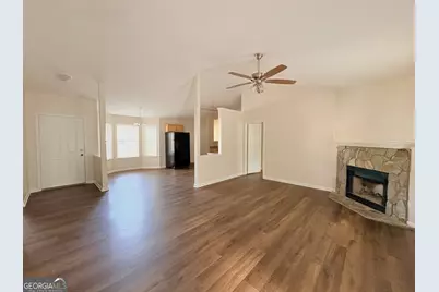 102 Lake Victoria Drive, Kingsland, GA 31548 - Photo 4