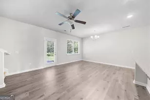 204 Vickery Ln Dr, Calhoun, GA 30701 - Photo 4