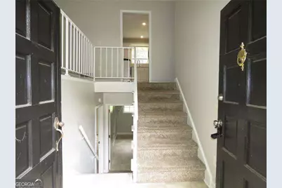 467 Pineburr Lane, Stone Mountain, GA 30087 - Photo 4