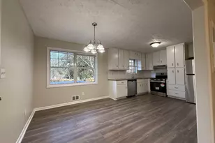 7016 Adel Ln, Riverdale, GA 30274 - Photo 4