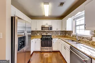 2727 Manor Cove, Decatur, GA 30034 - Photo 10