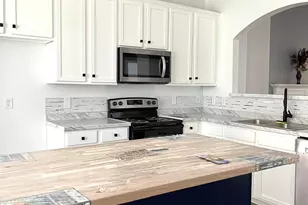 6127 Landers Loop, Fairburn, GA 30213 - Photo 10