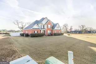 161 Rowland Cir, Byron, GA 31008 - Photo 4