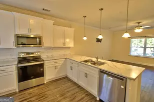 455 Bluff Rd, Jesup, GA 31545 - Photo 6