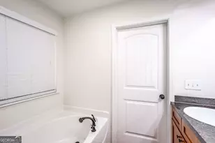 3907 Robin Ct, Acworth, GA 30101 - Photo 16