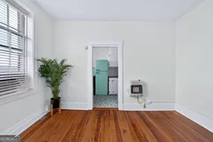 210 E State St, Savannah, GA 31401 - Photo 14