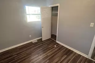 1909 W Broad Ave, Albany, GA 31707 - Photo 2