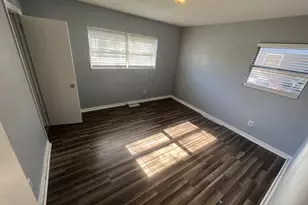 1909 W Broad Ave, Albany, GA 31707 - Photo 6