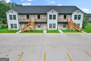 614 Elberta St, Fort Valley, GA 31030 - Photo 2