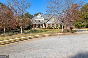 180 Burkwood Ct, Fayetteville, GA 30215 - Photo 2