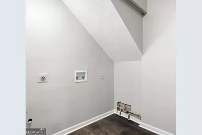 1045 Forest Path, Stone Mountain, GA 30088 - Photo 24