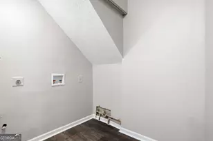 1045 Forest Path, Stone Mountain, GA 30088 - Photo 24