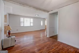 35 Fortune St, LaFayette, GA 30728 - Photo 8