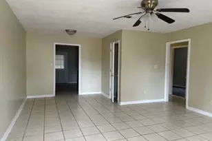 323 Carriage Ln, Albany, GA 31721 - Photo 4