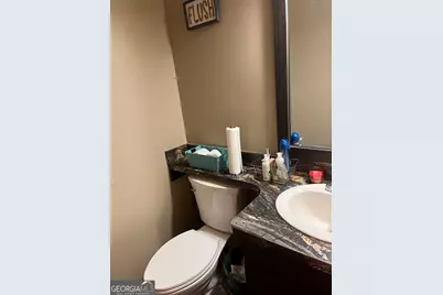37 E Main Street #SUITES 1-9, Statesboro, GA 30458 - Photo 16