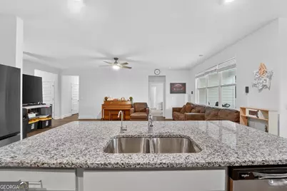 638 Logging Hill Drive, Richmond Hill, GA 31324 - Photo 10