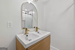 2296 Lyle Rd, College Park, GA 30337 - Photo 24
