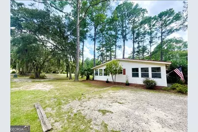 1031 Moore Haven Circle NE, Townsend, GA 31331 - Photo 4