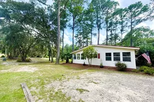 1031 Moore Haven Cir N E, Townsend, GA 31331 - Photo 4