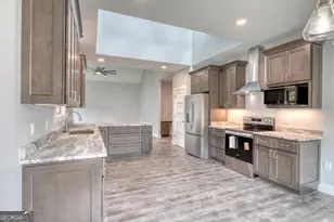 98 Brett Way, Hiawassee, GA 30546 - Photo 18