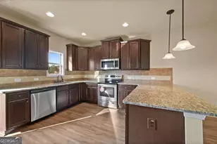 2330 Walker Dr, Hampton, GA 30228 - Photo 8