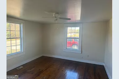 4 1/2 Barnard Avenue, Lagrange, GA 30241 - Photo 2