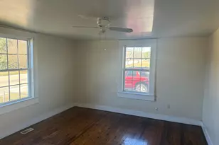 4 1/2 Barnard Ave, Lagrange, GA 30241 - Photo 2