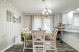 902 Maplewood Dr, Valdosta, GA 31602 - Photo 6