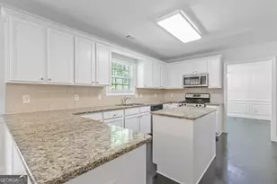 4353 Pond Edge Rd, Snellville, GA 30039 - Photo 18