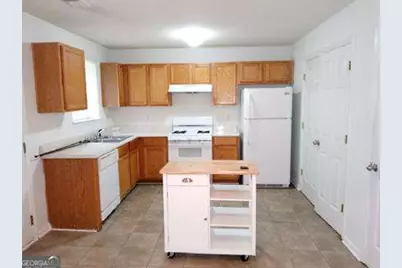 636 Rayella Drive, Stockbridge, GA 30281 - Photo 4