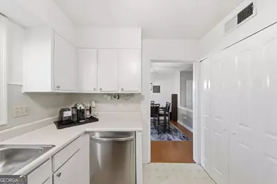 31 Cantey Place NW, Atlanta, GA 30327 - Photo 10