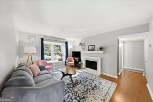 31 Cantey Pl NW, Atlanta, GA 30327 - Photo 2