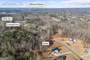 205 Chariot Ct, Jefferson, GA 30549 - Photo 4