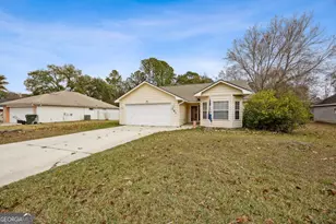 131 Lakeside Dr, Kingsland, GA 31548 - Photo 2