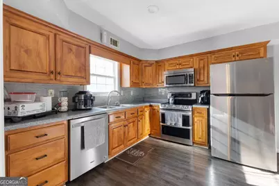 284 Oak Ridge, Auburn, GA 30011 - Photo 2