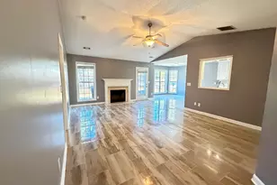 520 Redbud Ln, Mount Airy, GA 30563 - Photo 4