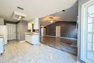 520 Redbud Ln, Mount Airy, GA 30563 - Photo 8