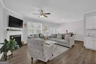 736 Woodstock Grove Dr, Woodstock, GA 30188 - Photo 4