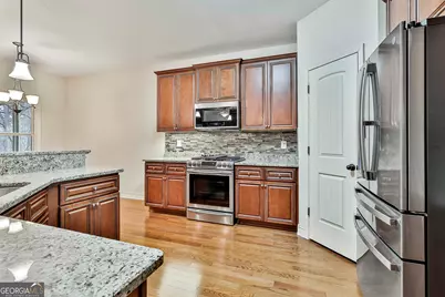 120 Meadow View Glen, Newnan, GA 30265 - Photo 20