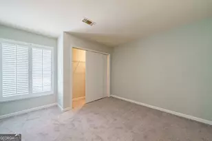 4010 Roswell Rd, Atlanta, GA 30342 - Photo 22