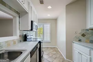 4010 Roswell Rd, Atlanta, GA 30342 - Photo 26