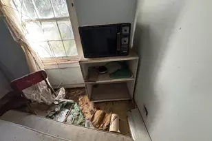 916 Gordon St, Brunswick, GA 31520 - Photo 16