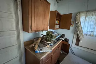 916 Gordon St, Brunswick, GA 31520 - Photo 18