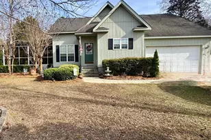 22 Oak St, Hawkinsville, GA 31036 - Photo 1