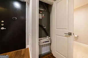 2626 Peachtree Rd NW, Atlanta, GA 30305 - Photo 8