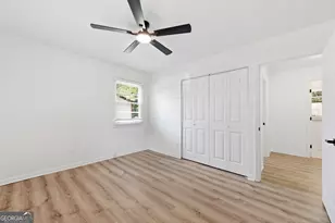 2541 Santa Barbara Dr NW, Atlanta, GA 30318 - Photo 32