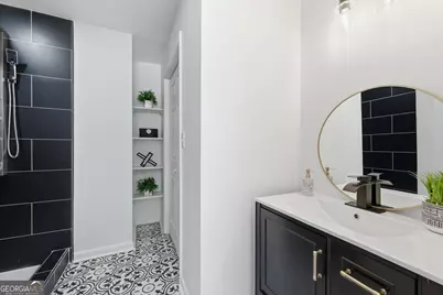 2541 Santa Barbara Drive NW, Atlanta, GA 30318 - Photo 24