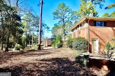 100 Brett Avenue, Warner Robins, GA 31088 - Photo 10