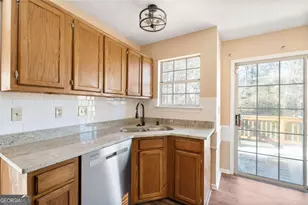 3251 Hunters Crossing Point, Lithonia, GA 30038 - Photo 10