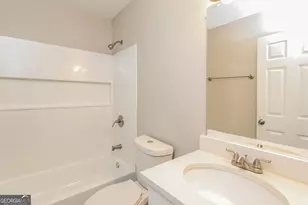 219 Deerfield Dr, Jonesboro, GA 30238 - Photo 14